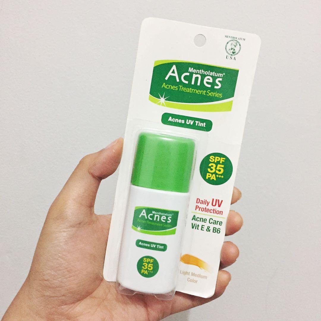 Acnes Uv Tint Sunscreen Kesehatan Kecantikan Rias Wajah Di Carousell