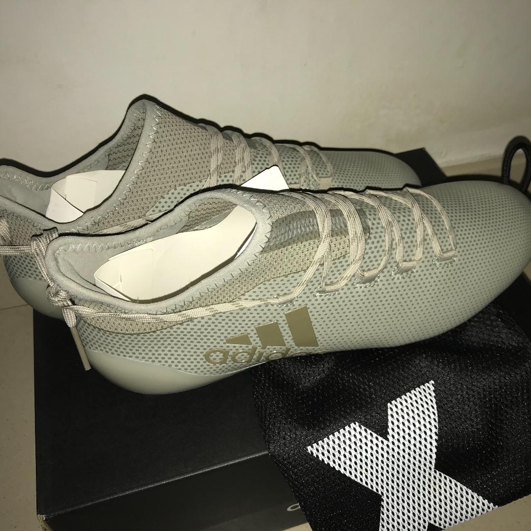 x17 football boots
