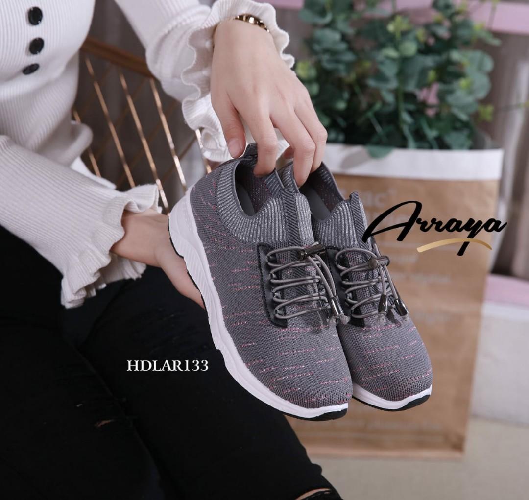 Arraya deals flyknit sneakers