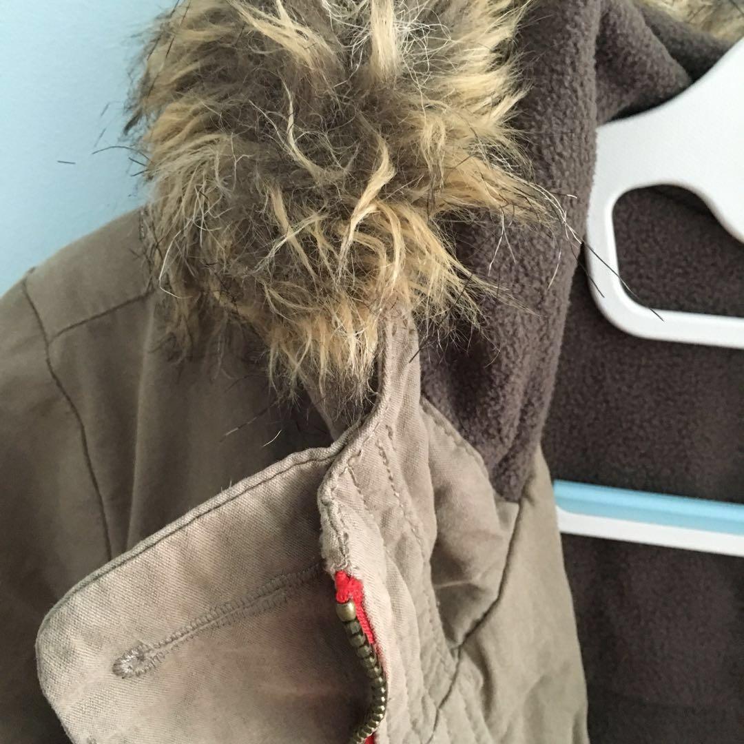 Bnwot Old Navy Ladies Military Style Fur Hooded Winter Jacket Khaki Women S Fashion Clothes Outerwear On Carousell