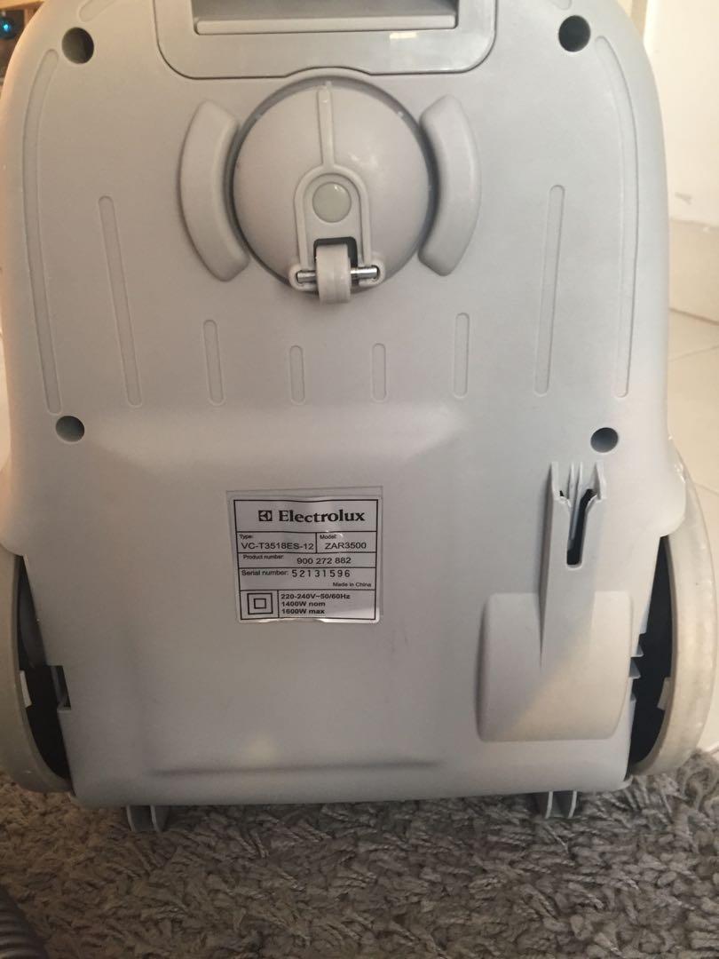Electrolux Vacuum Cleaner ZAR3500, TV & Home Appliances, Vacuum Cleaner