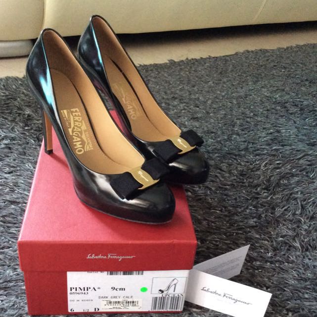 Ferragamo pimpa pump clearance