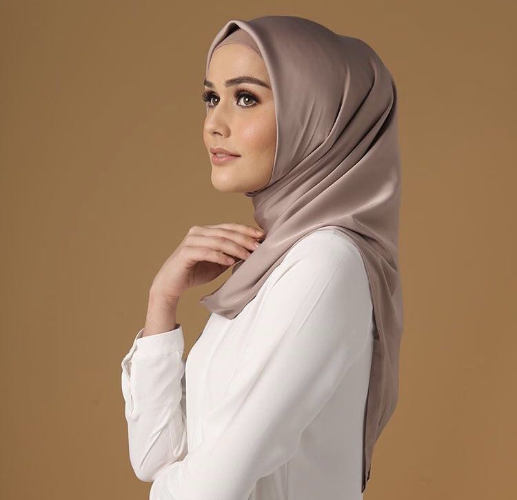 Heaven Lights Mulberry Segiempat Sand Womens Fashion Muslim