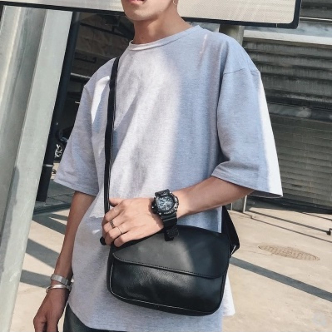 Japanese men's shoulder bags 2025