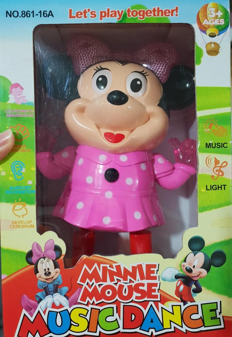 Minnie mouse music dancer, Hobbies 