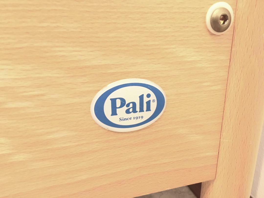 Pali Bravo Baby Cot with Evolution Mattress