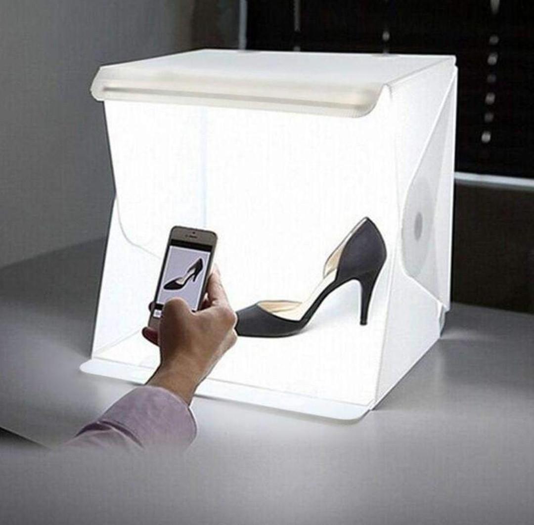 portable led studio photo box (Category: Lighting & Studio Equipment) located in Manila. Submitted by ultimogizmos (Listing ID 205580382, Image 1). Description: small size P700 20cm medium size P1000 30cm large size P1500 40cm PORTABLE LED STUDIO PHOTO BOX Now you can showcase your favorite projects with this Portable LED Studio Photo Box. It’s perfect for anyone with art or valuables to display, products to sell online, or imagery of any kind to