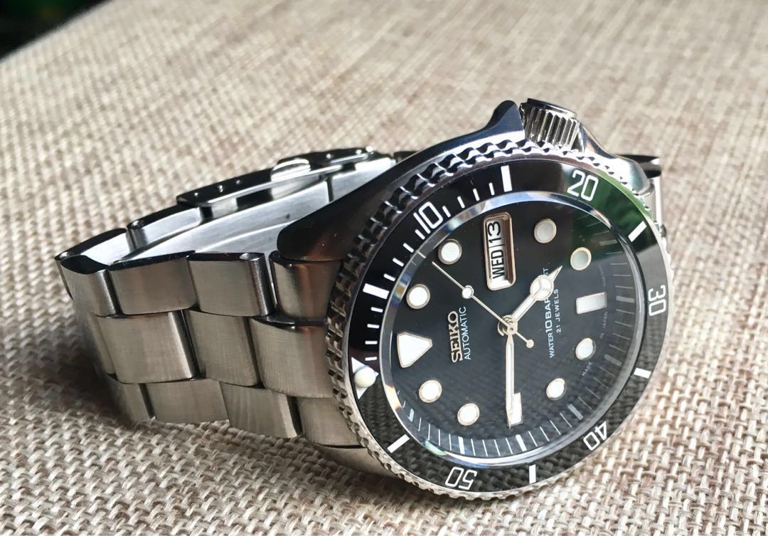 Seiko SKX007 submariner mod, Men's Fashion, Watches & Accessories, Watches  on Carousell