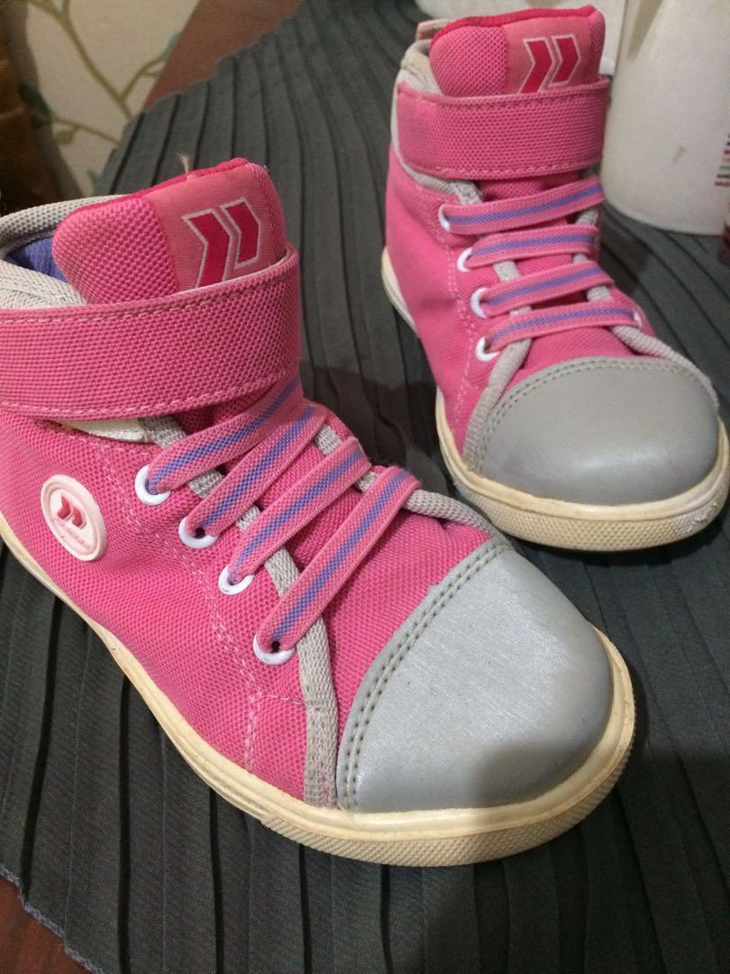 Sepatu Boots Precise Babies Kids Others On Carousell