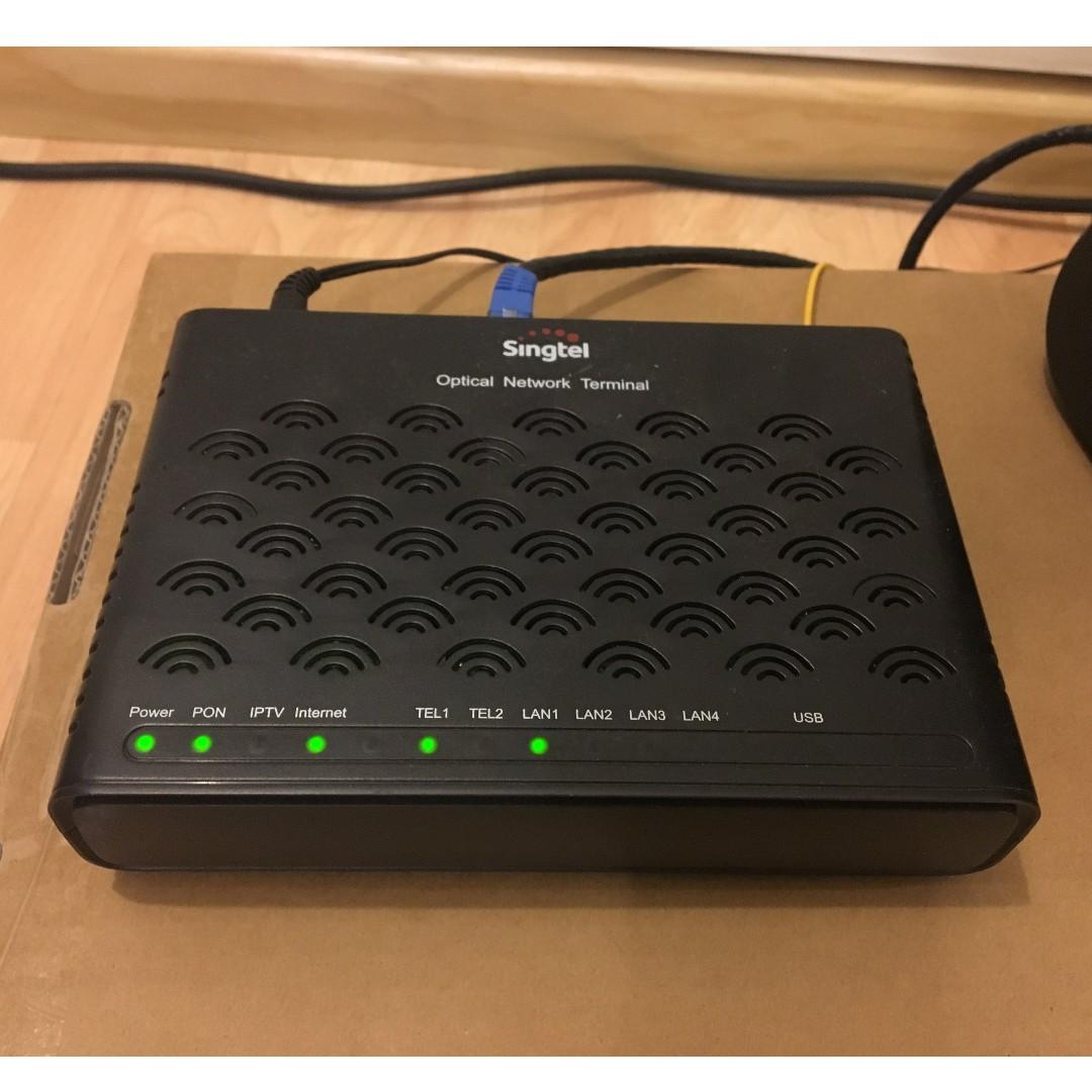 Singtel AC Plus Router Fibre Broadband, Computers & Tech