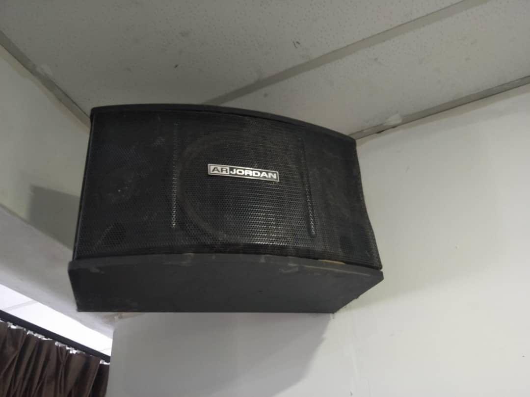 Speaker jordan outlet 12 inch