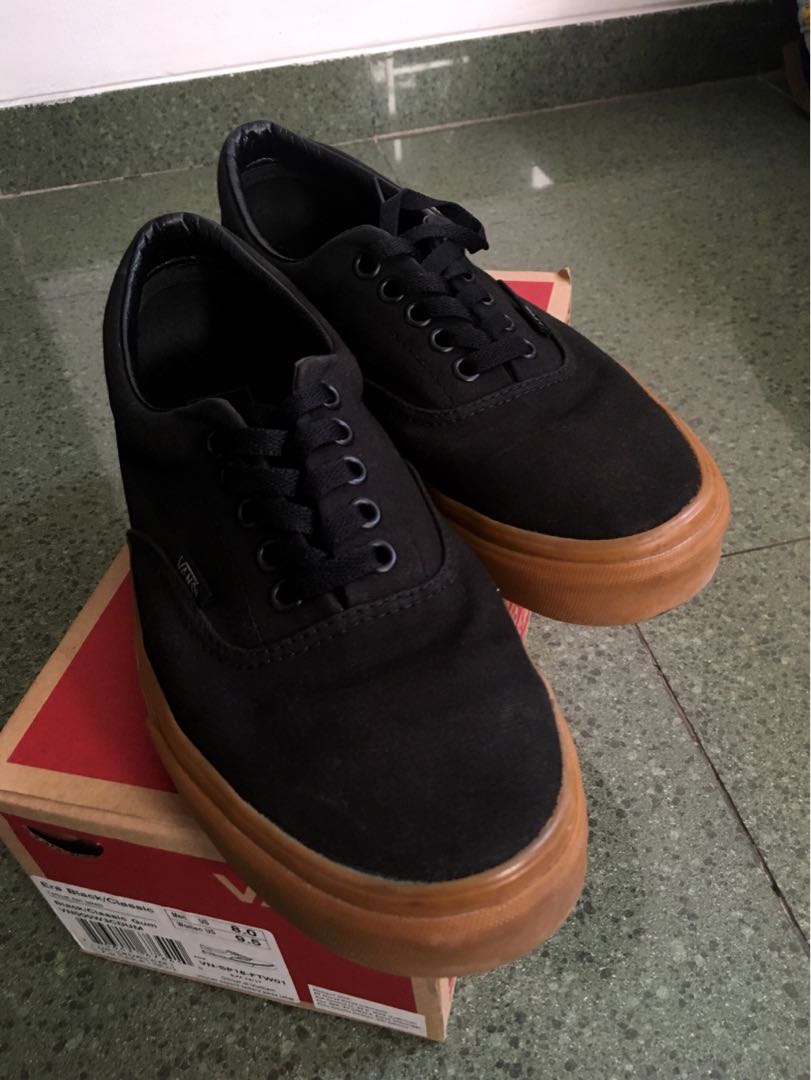 vans era black classic