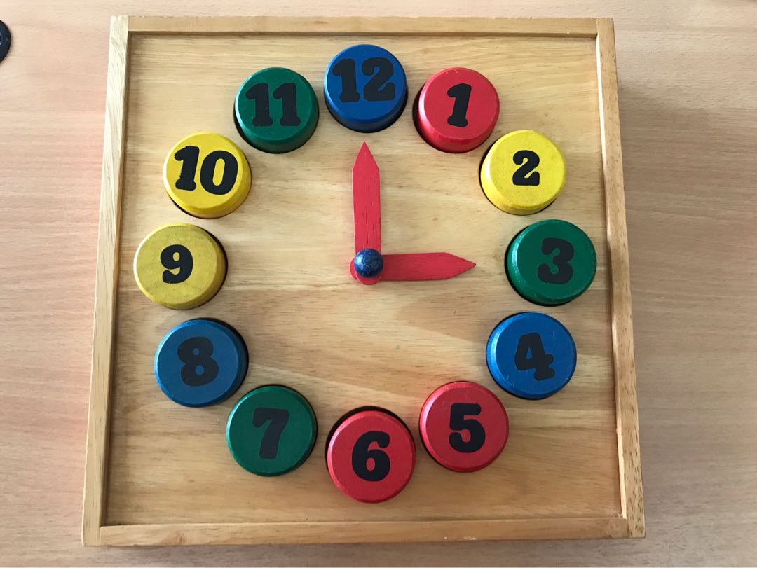 Wooden Teaching Clock, Hobbies & Toys, Toys & Games on Carousell