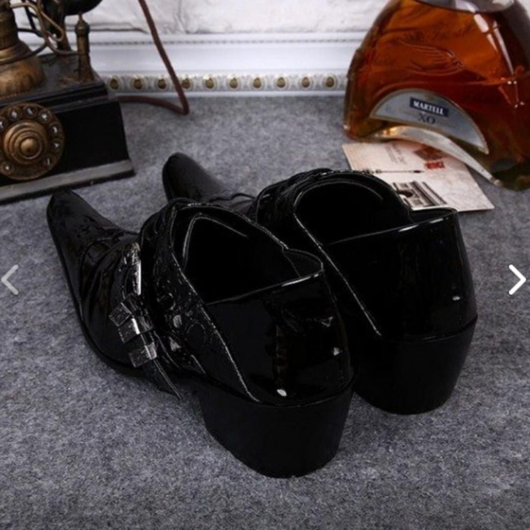 2018 Men Business Genuine Leather Shoe Point England Increased Korean Summer Casual Shoes