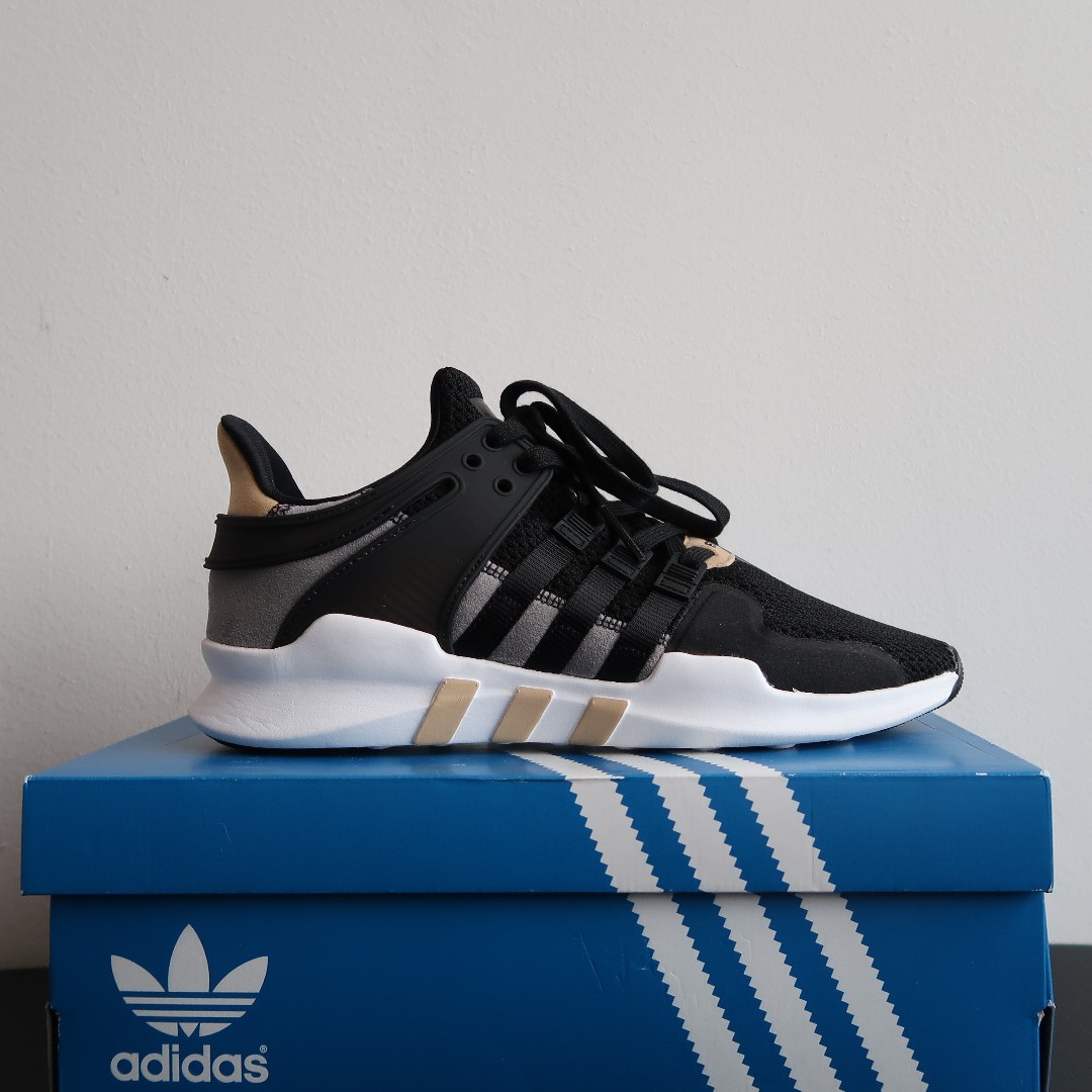 Foot locker disinterested eqt