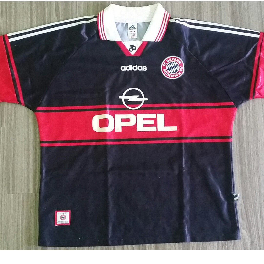 bayern munich throwback jersey