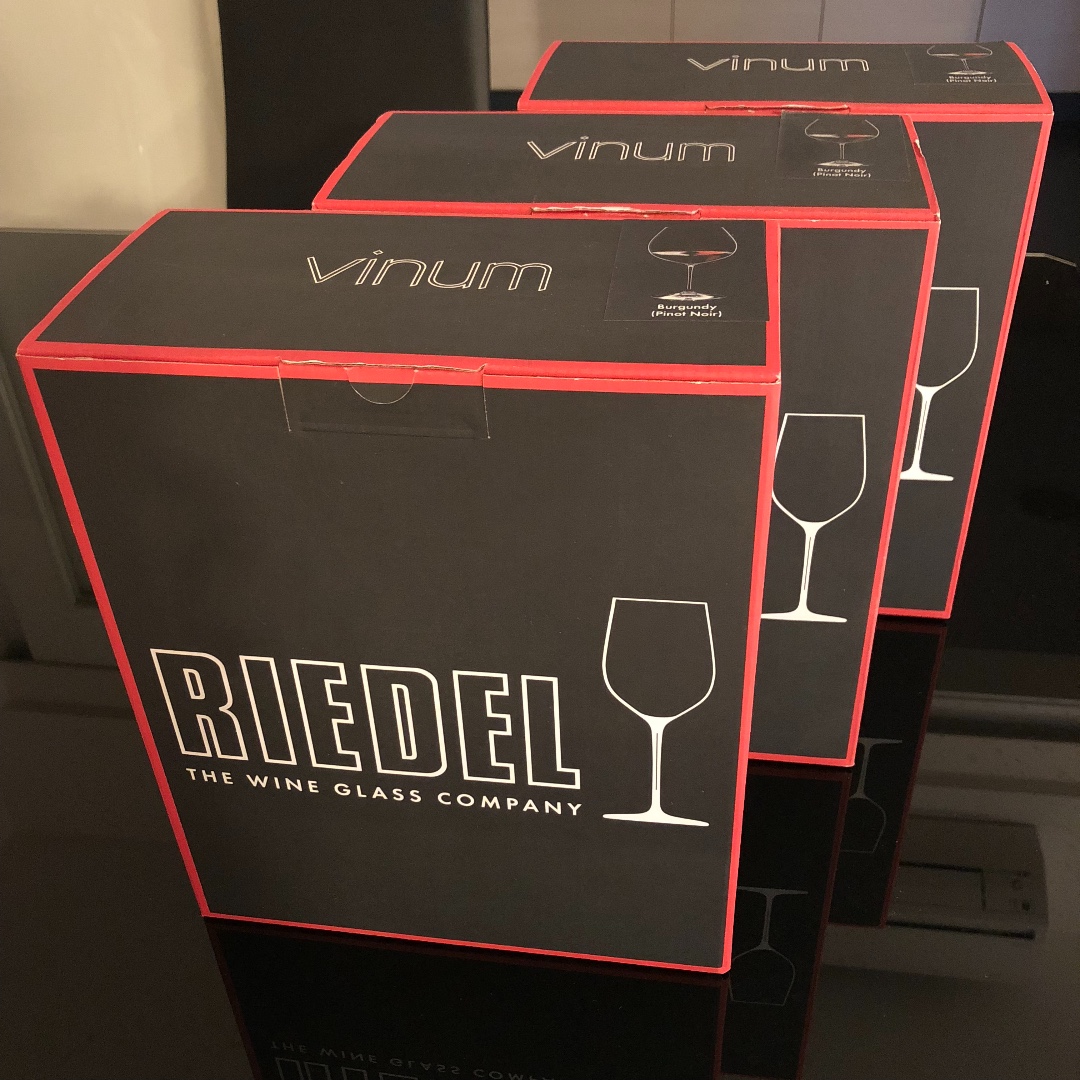 24.75oz. Riedel Lead Crystal Vinum Burgundy