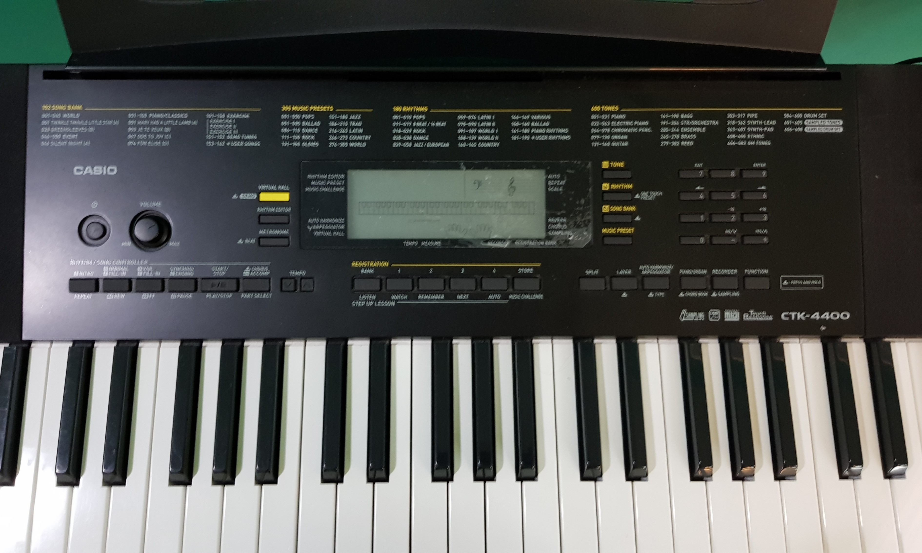 CASIO CTK4400 PORTABLE KEYBOARD with Xstand and damper pedal
