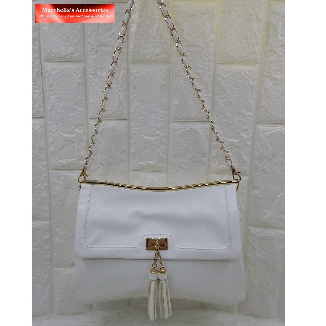 Cecil Mcbee Chain Sling Bag Women S Fashion Bags Wallets Cross Body Bags On Carousell