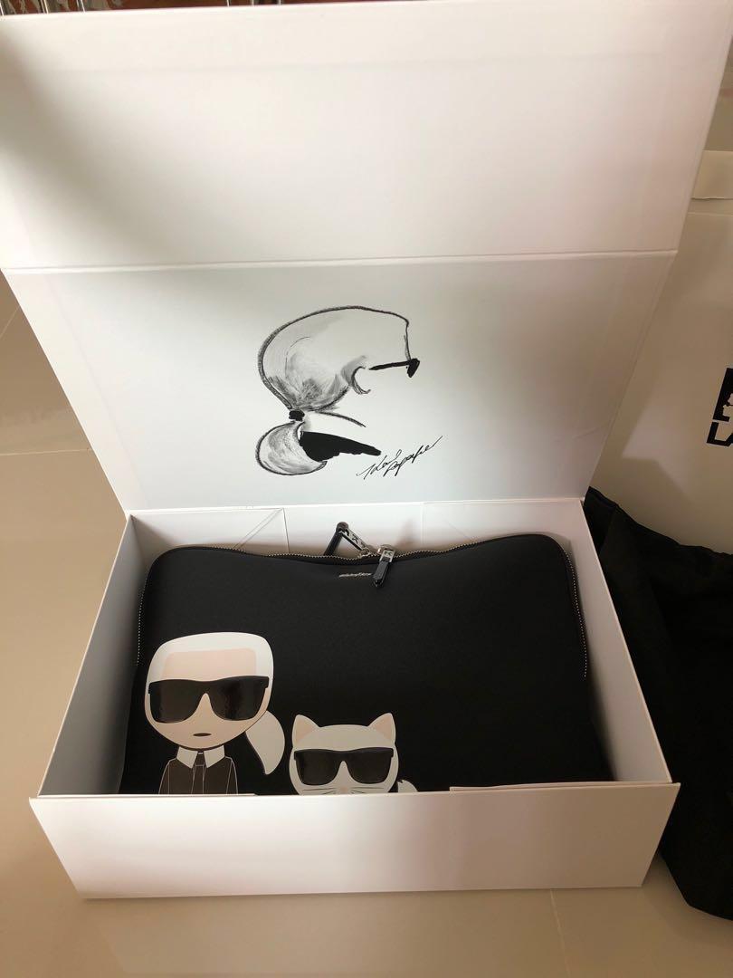 Karl Lagerfeld 15” laptop sleeve