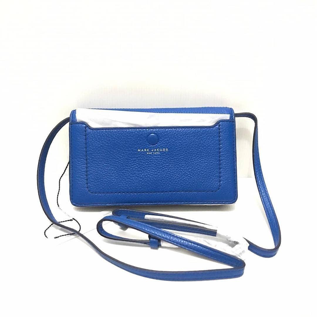 MJ empire city STR leather wallet ultra blue sz 20x13x3 Barang