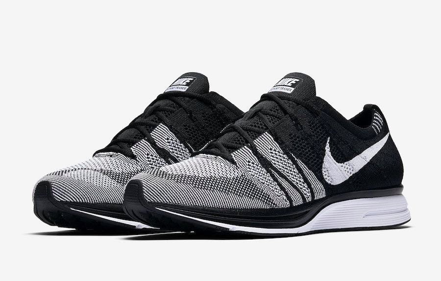 kanye nike flyknit trainer