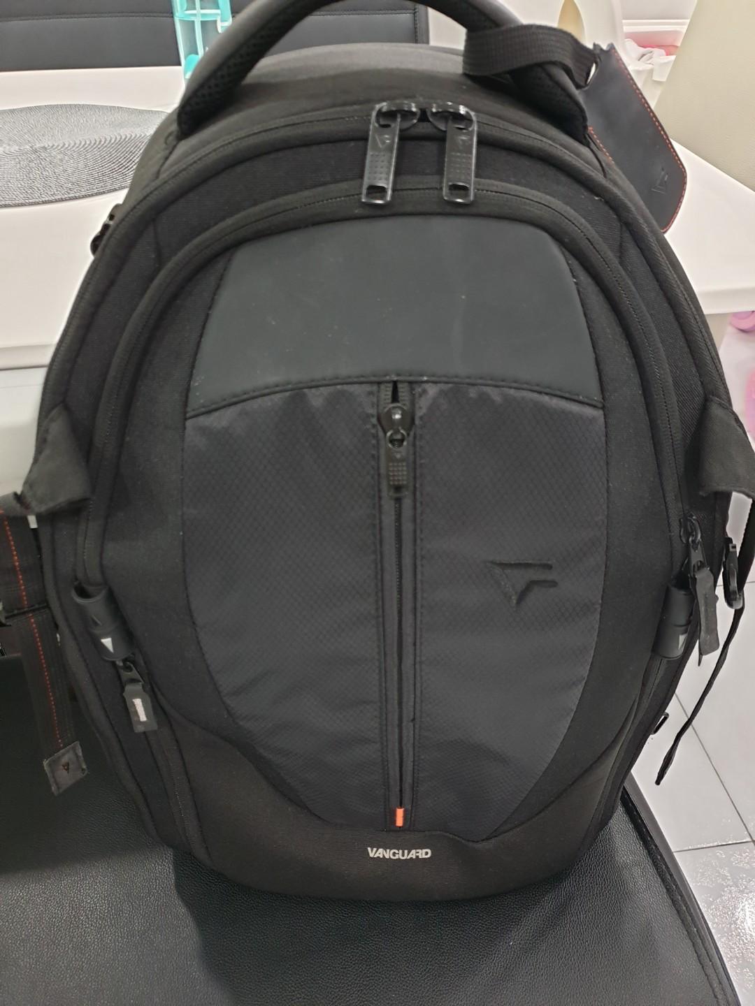 vanguard camera backpack