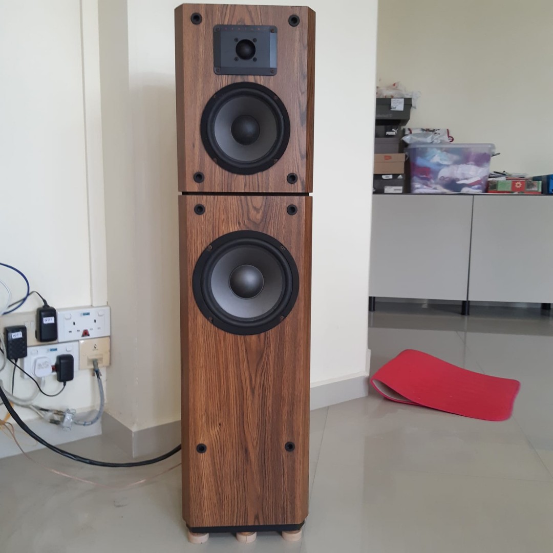 Bic venturi shop v830 tower speakers