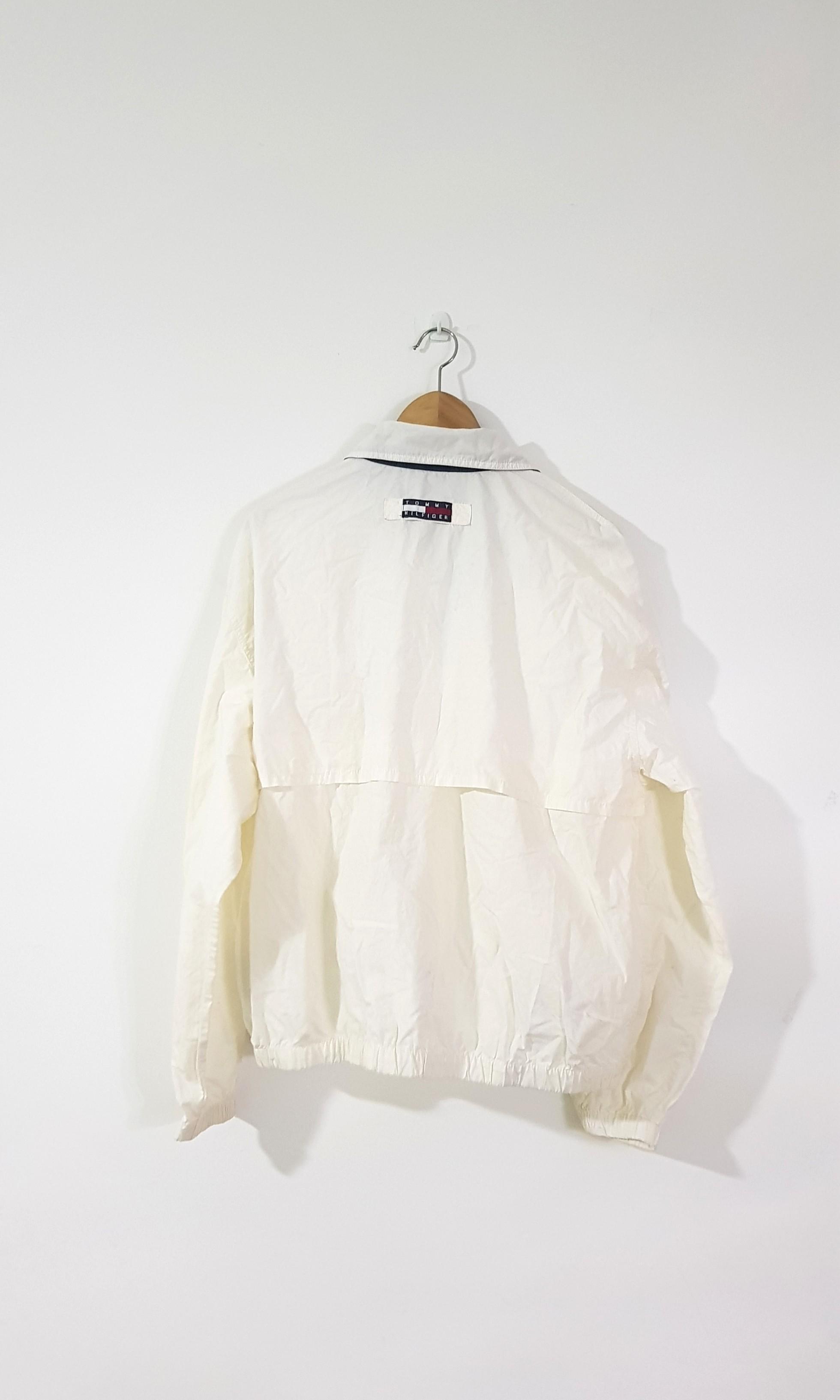 tommy hilfiger golf windbreaker