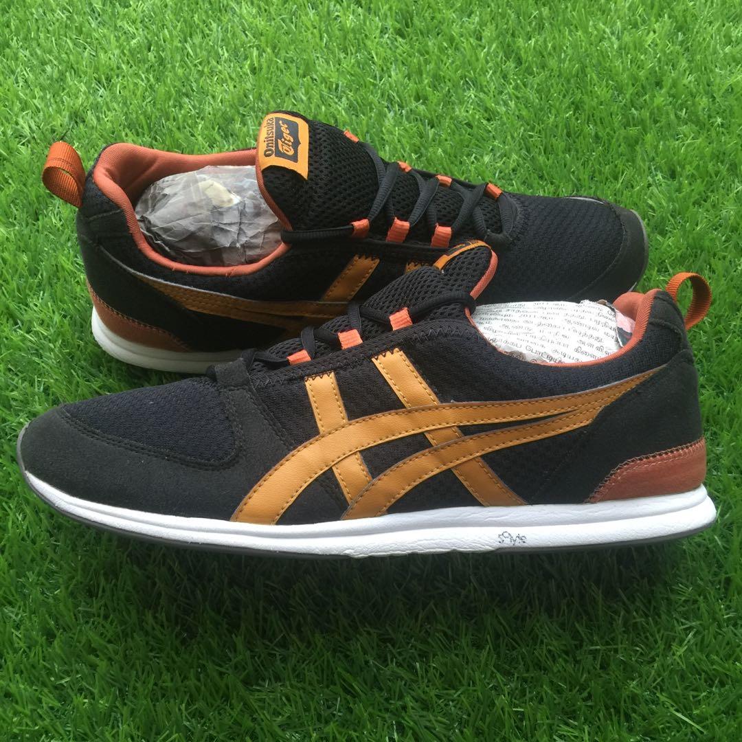 Asics ult racer hot sale