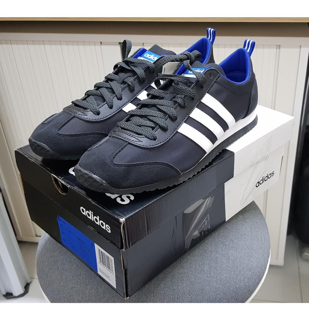 ADIDAS - VS JOG (DB0462), Men's Fashion, Footwear, Sneakers on Carousell