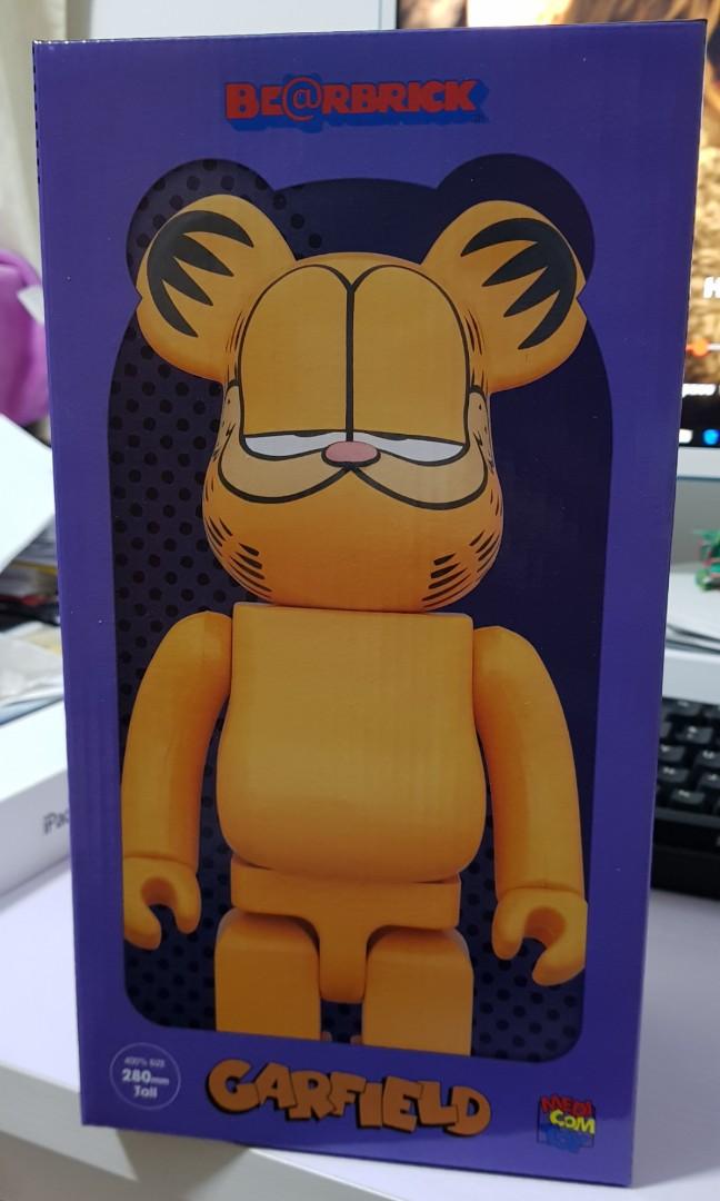 bearbrick garfield 400