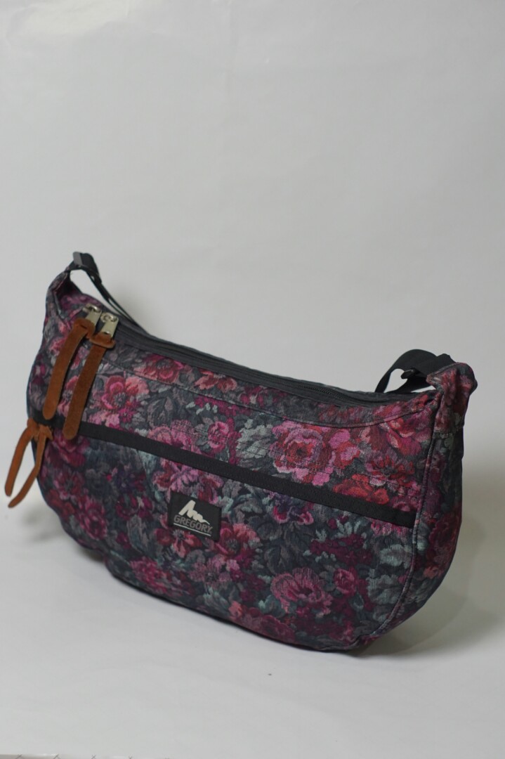 gregory floral sling bag