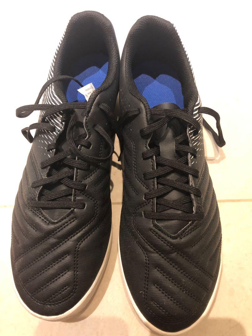 kipsta futsal shoes