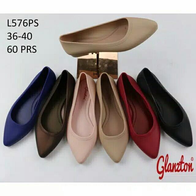 Nine Sepatu Jelly Import Women S Fashion Women S Shoes On Carousell