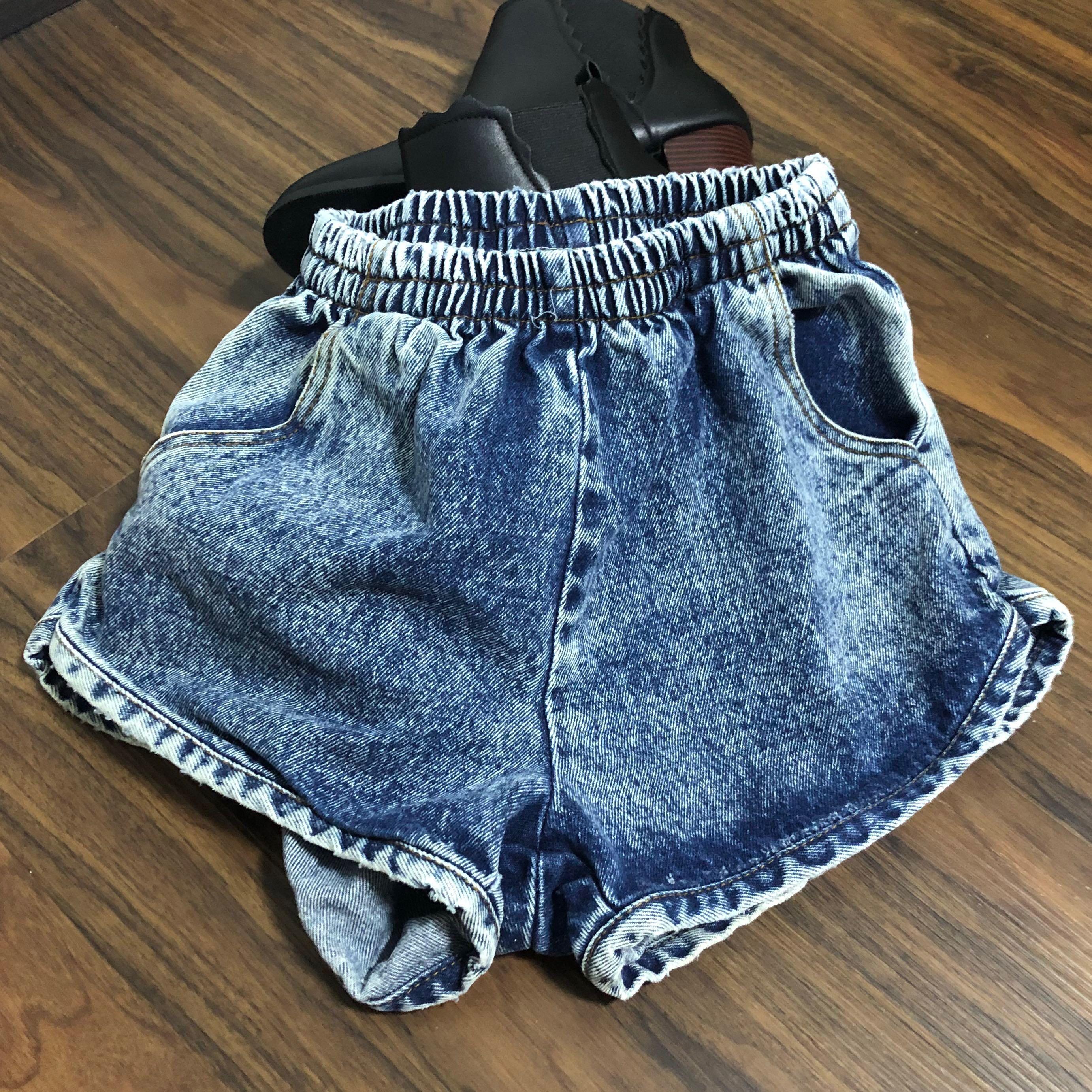 stretchable denim shorts