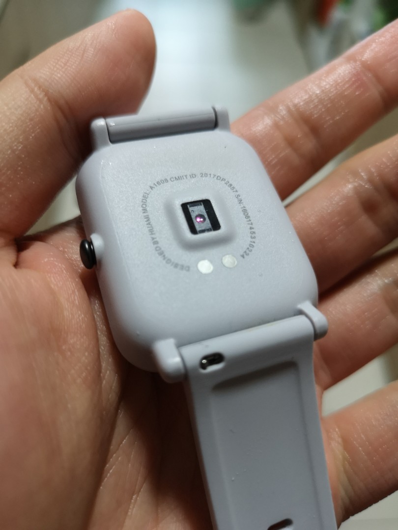 white amazfit bip