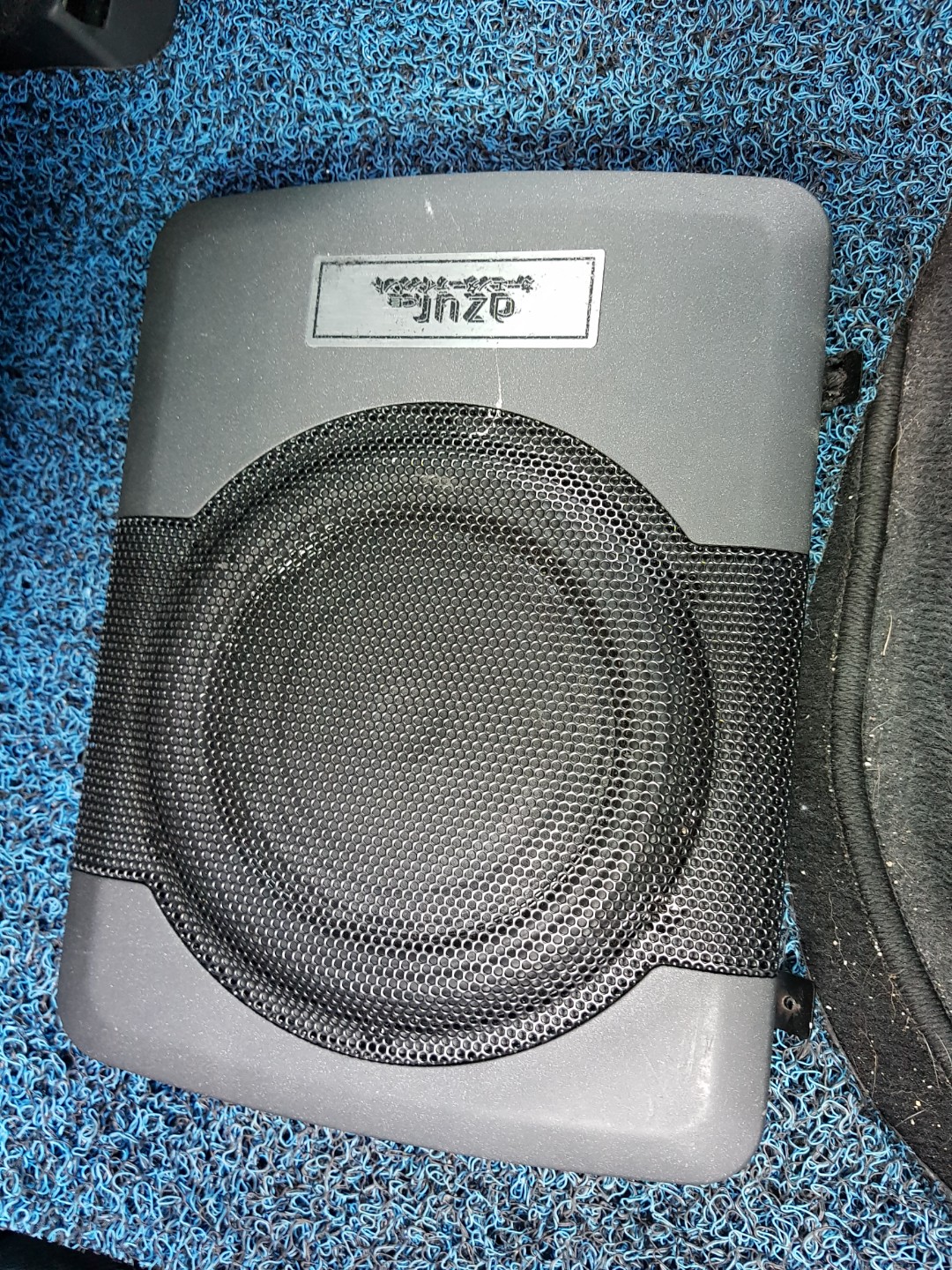 Azur Underseat Woofer, Auto Accessories 