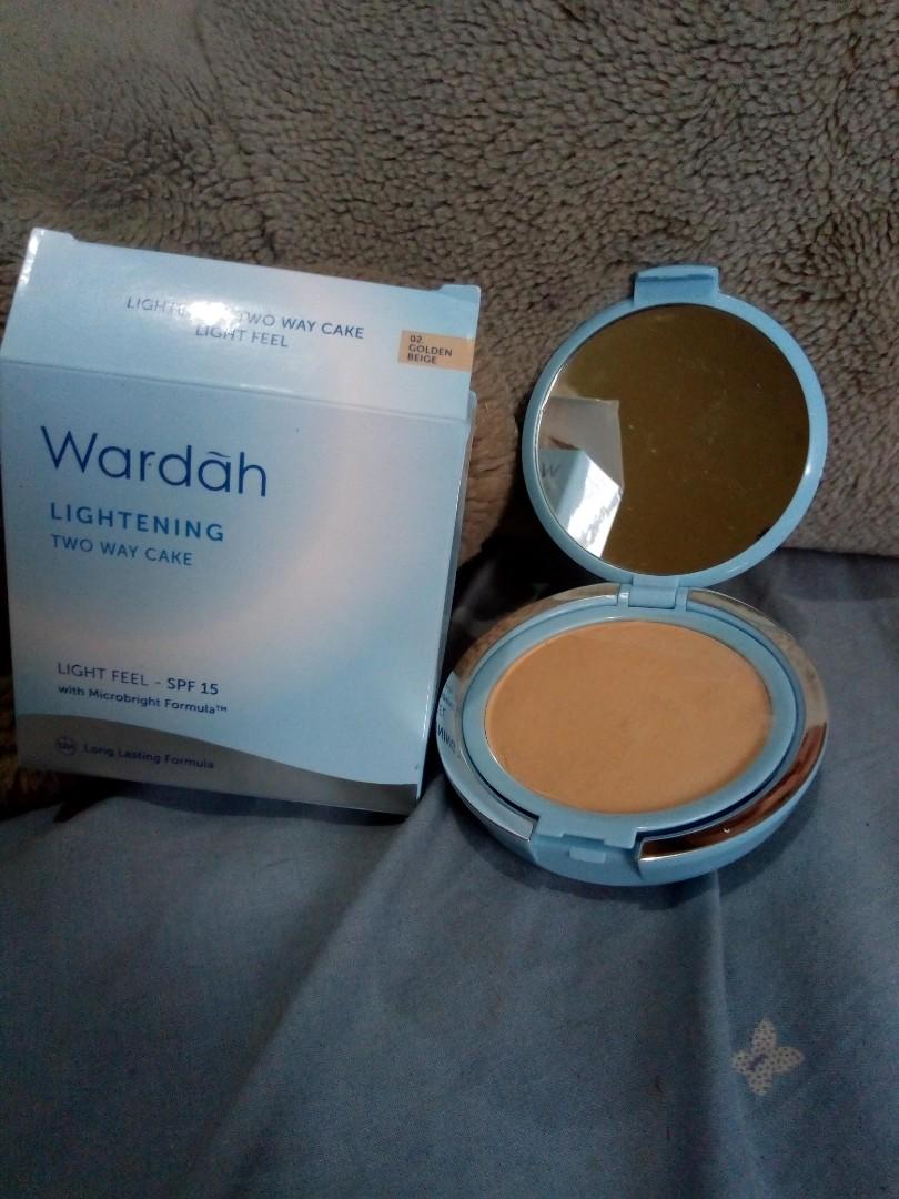 Wardah Refill Lightening Two Way Cake Light Feel Color No 