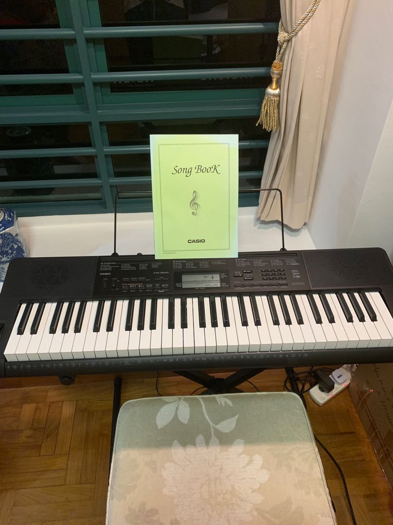 Casio Keyboard CTK3200 EXCELLENT CONDITION, Hobbies & Toys, Music