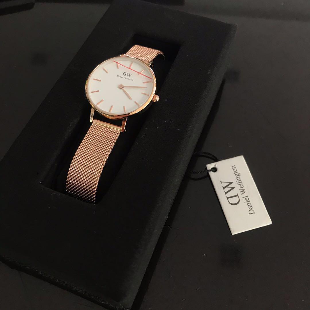 Daniel wellington classic petite melrose discount in white 28mm