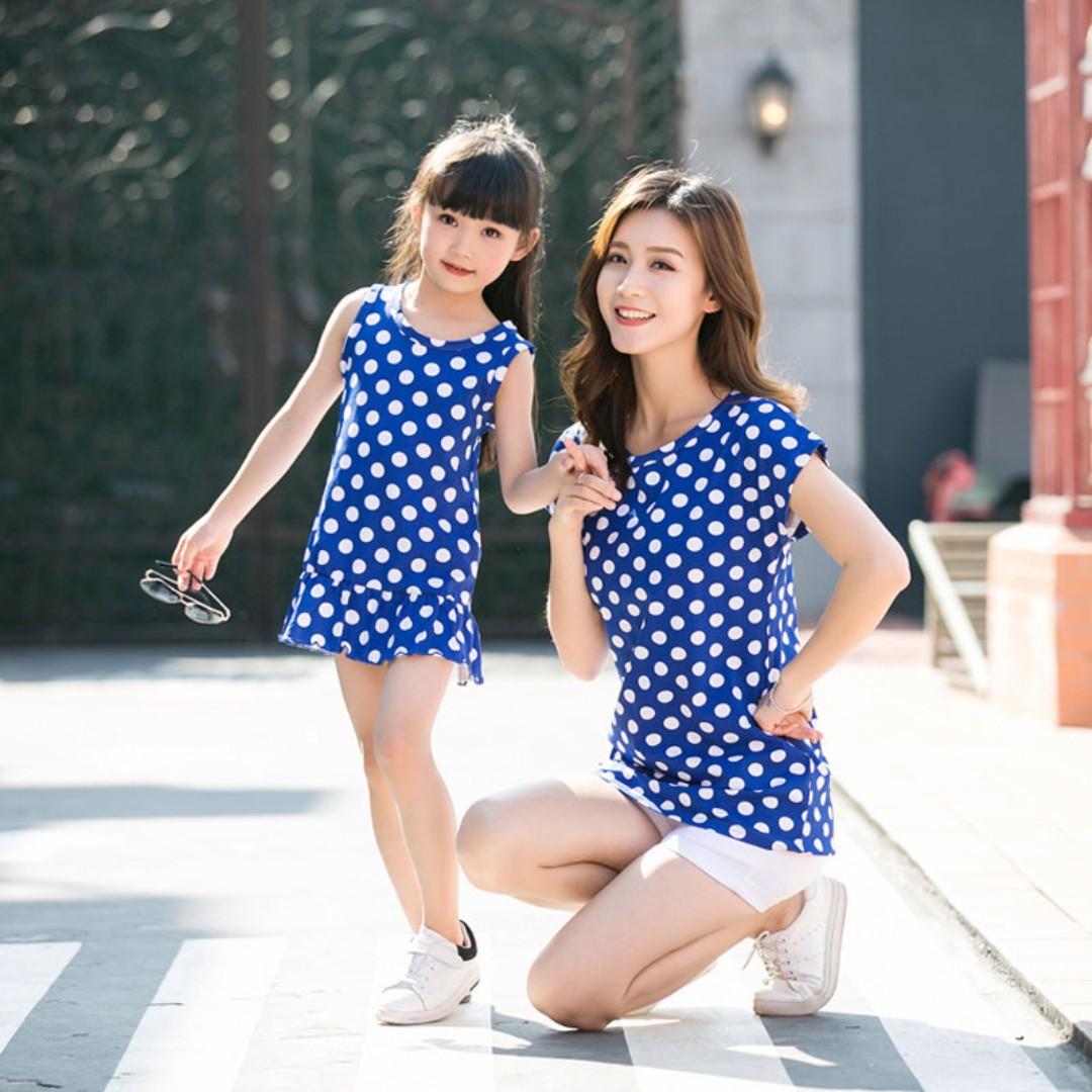 Father mother daughter dresses hotsell