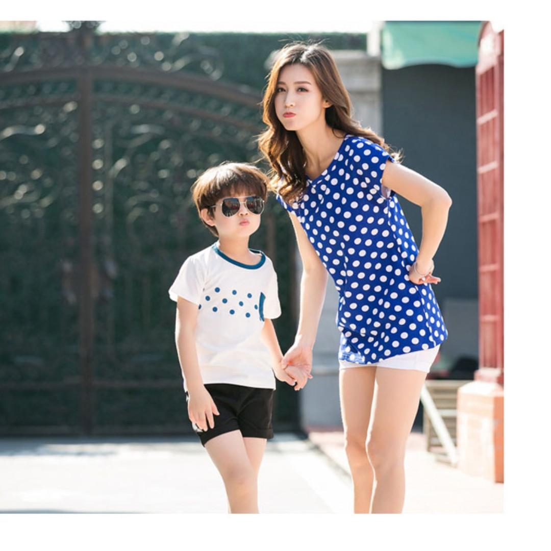 Matching dress for deals mother father and daughter