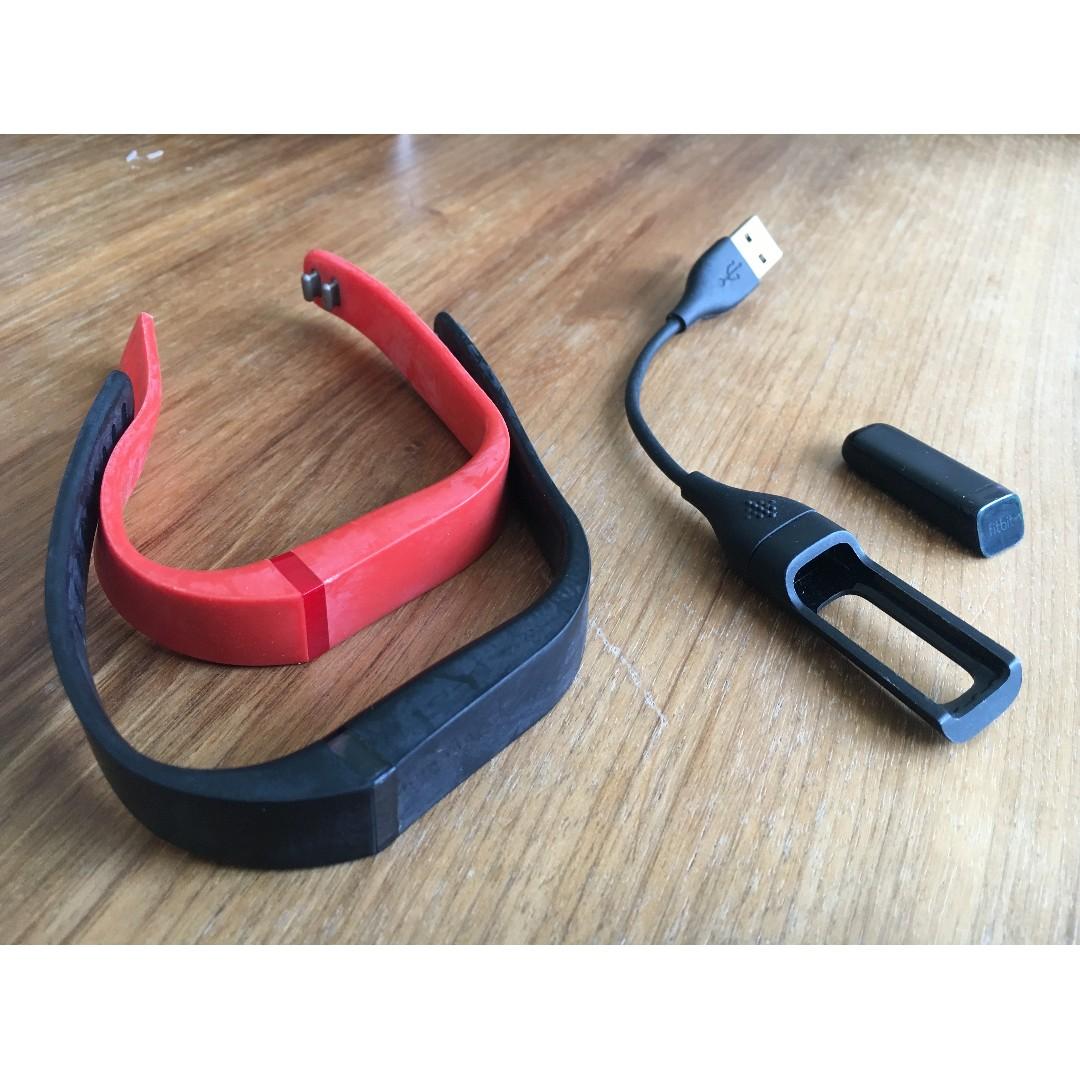FitBit Flex FB401 Wireless Activity Sleep Wristband FOR SALE