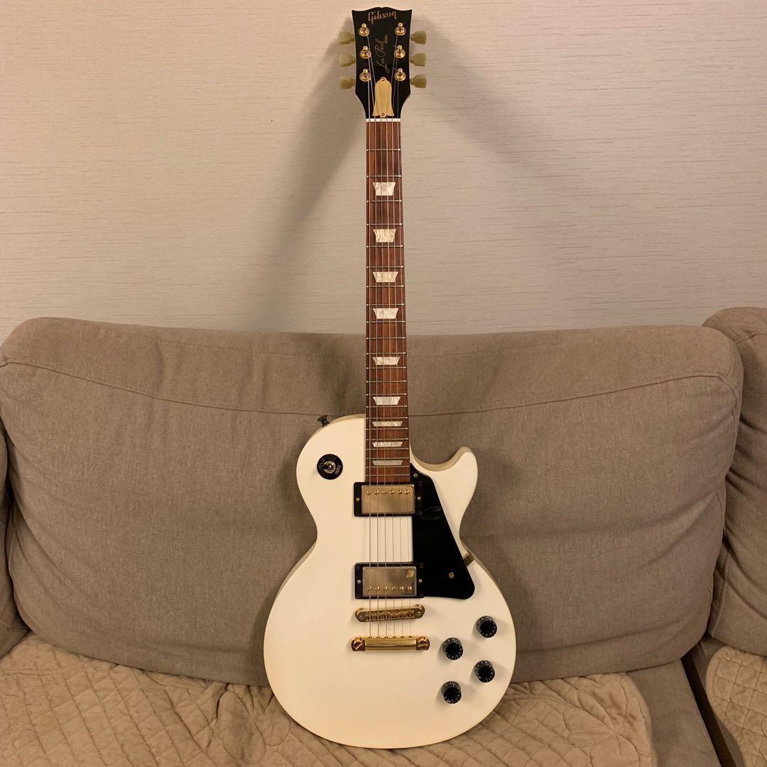 Gibson Les Paul Studio White Gold Edition, Hobbies & Toys, Music & Media,  Musical Instruments on Carousell