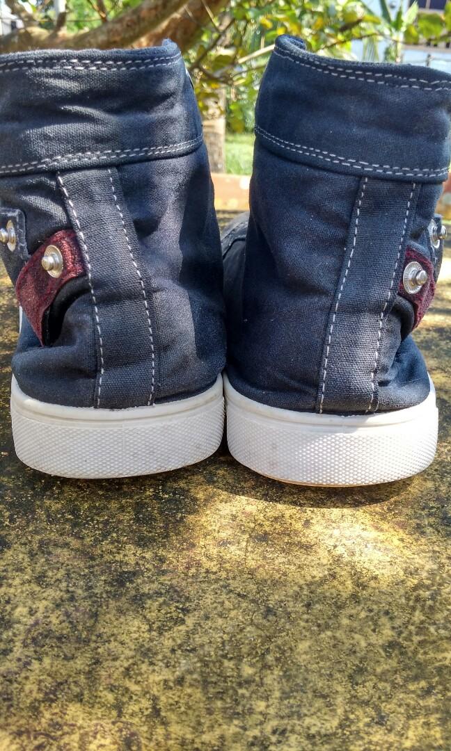 kasut nike high cut