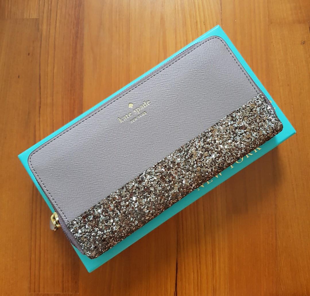 Greta court hotsell neda wallet