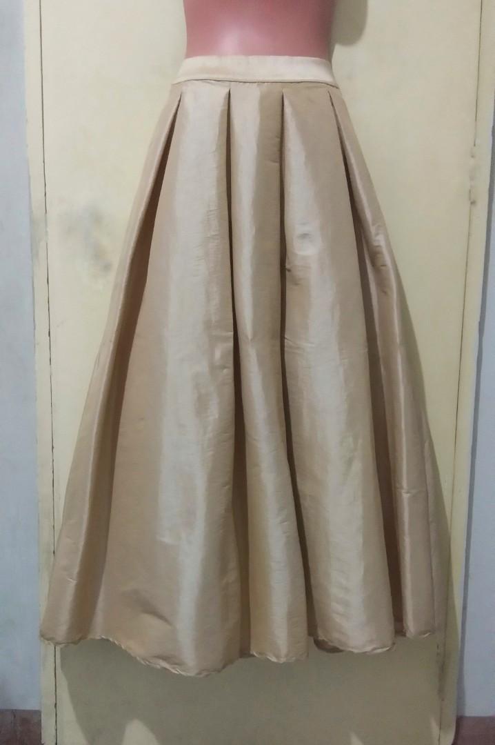 long skirt formal attire