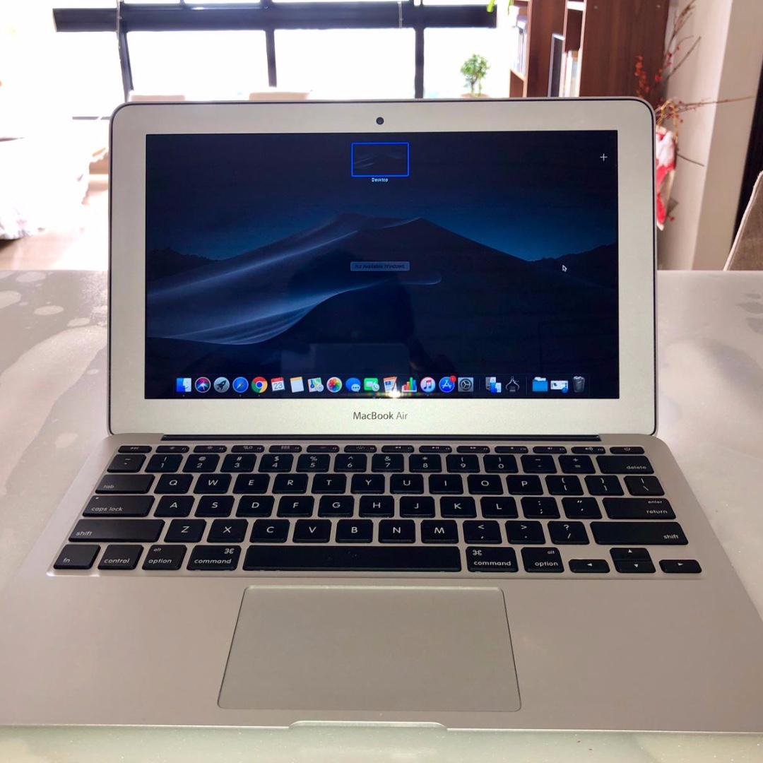 Macbook Air 11 Inch Early 15 Very Nice Condition 62 Cycles On Battery Electronics Computers Laptops On Carousell