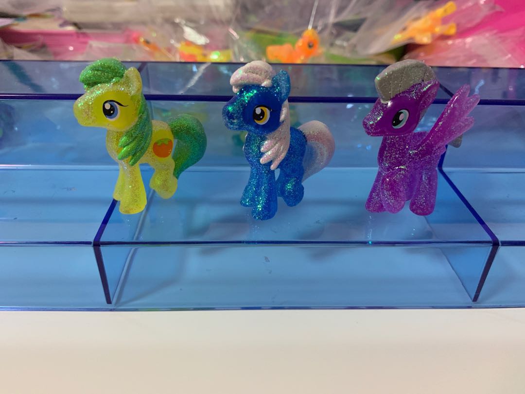 My Little Pony Fluttershy Rainbow Dash Pegasus Mini Figure Cake